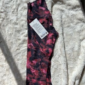 Lululemon align HR crop